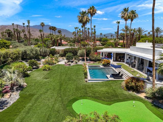 21 Clancy Lane Estates, Rancho Mirage CA: https://media.crmls.org/mediaz/cf368010-b1a9-4dbb-8173-e4ada6376196.jpg