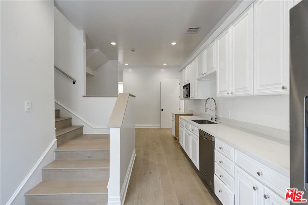 MLS #25510351 image #29