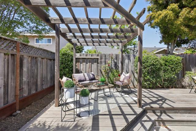 613 Pilgrim Drive, Foster City CA: https://media.crmls.org/mediaz/cf38713e-c0f5-4f2f-ad5d-c5594654840e.jpg