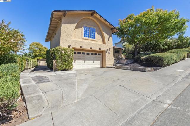 4190 Sharab Ct, Pleasanton CA: https://media.crmls.org/mediaz/cf38e7e4-fc97-4f86-8e3a-441b7449ecde.jpg