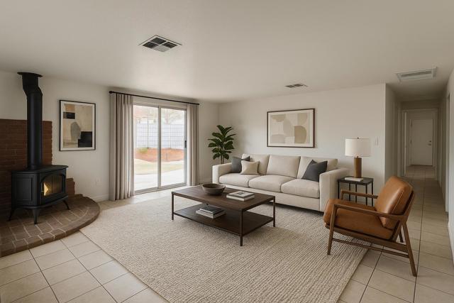 5958 El Reposo Street, Joshua Tree CA: https://media.crmls.org/mediaz/cf394499-3f6b-460c-b0a3-7d5eff374914.jpg