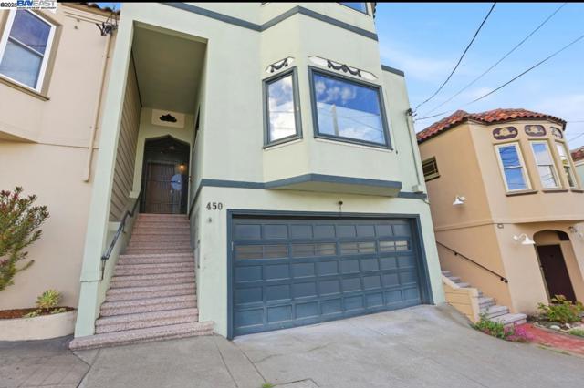 450 San Bruno Ave, San Francisco CA: https://media.crmls.org/mediaz/cf3993bb-6ae0-462f-84bb-bc4896f251e4.jpg