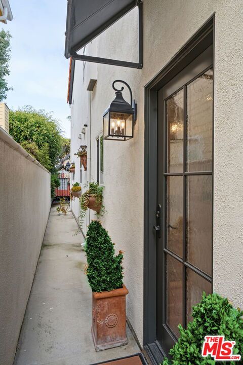 34 Buccaneer Street, 1A photo 42