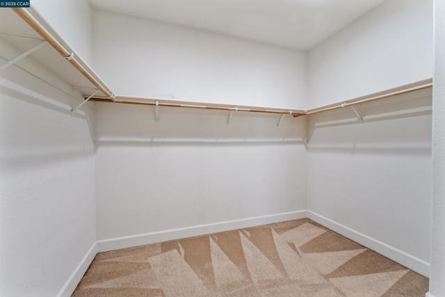 513 Lexington Dr, Vallejo CA: https://media.crmls.org/mediaz/cf3ae357-ffcd-4af1-9892-1a5a9dd8562f.jpg