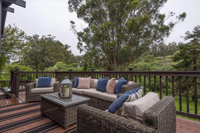 733 Arroyo Leon Drive, Half Moon Bay CA: https://media.crmls.org/mediaz/cf3b356f-323d-40ad-9763-1d119b960553.jpg