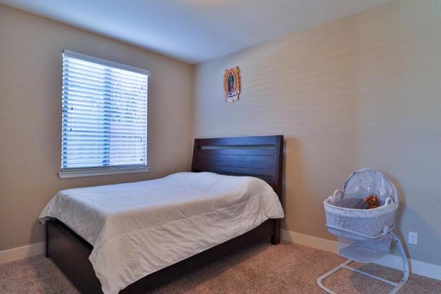 1549 Foxtail Court, Hollister CA: https://media.crmls.org/mediaz/cf3b4f9a-d2bb-4e12-8dd2-b62b7a782986.jpg