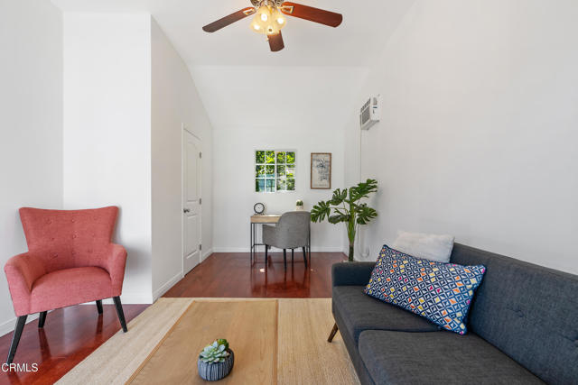1015 Nolden Street, Highland Park CA: https://media.crmls.org/mediaz/cf3bed3a-ec47-4421-83f8-c7503d266fc8.jpg