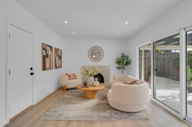 2921 Daisy Court, Union City CA: https://media.crmls.org/mediaz/cf3e91f6-072a-4e81-b9af-6d8c64c455da.jpg