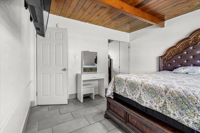 1238 Granada Avenue, Salinas CA: https://media.crmls.org/mediaz/cf3f861a-33e6-4e58-9c4c-67dc7d3031f7.jpg