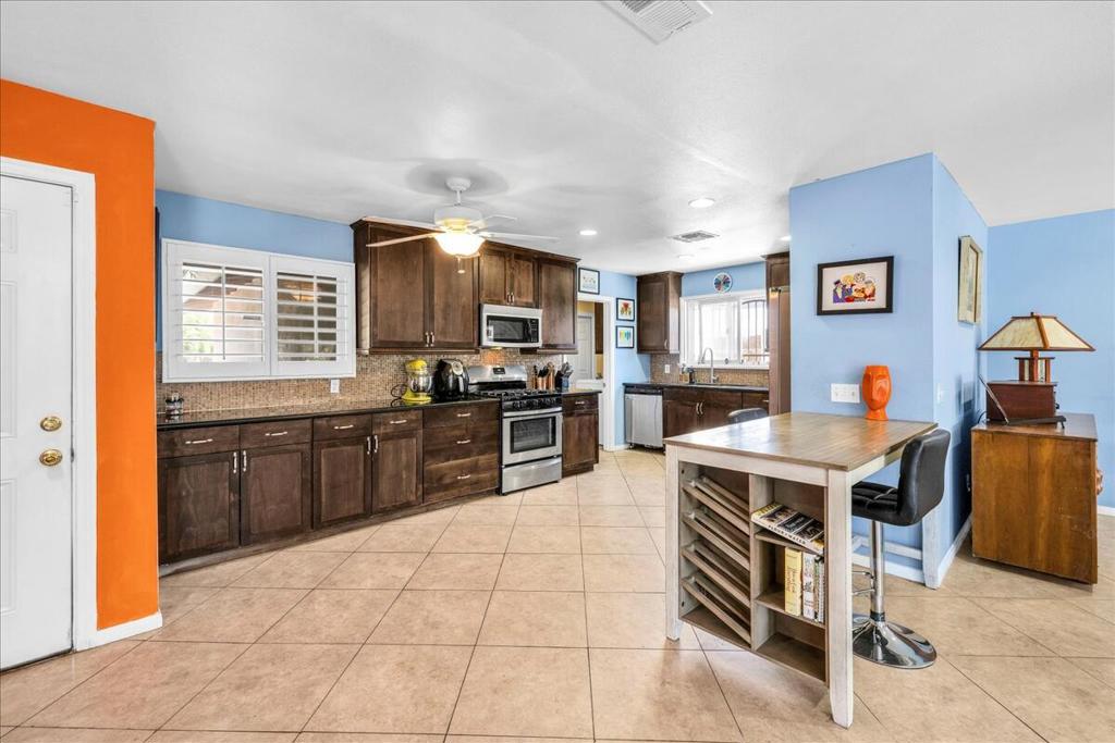 MLS #219137291PS image #1