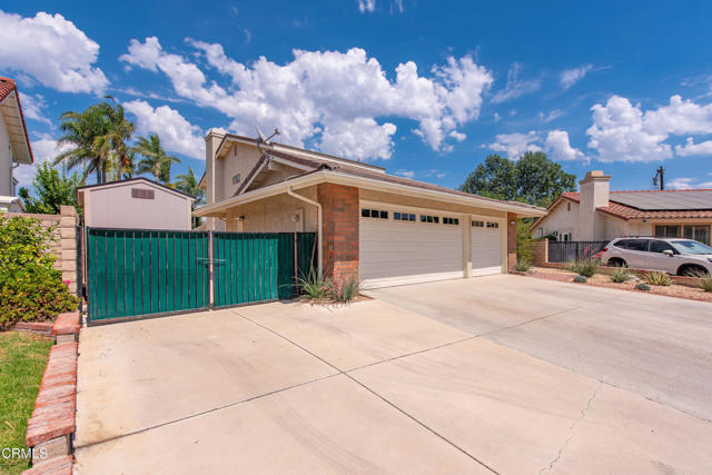 3042 Omega Avenue, Simi Valley CA: https://media.crmls.org/mediaz/cf41111f-4c15-45d0-beee-4489cfe0c5de.jpg