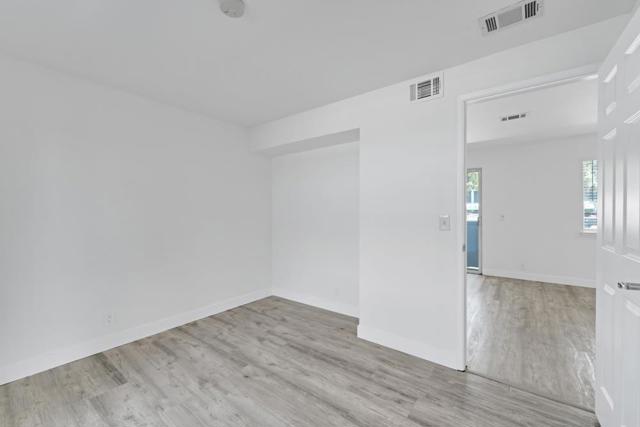 29628 Desert Oak Ct, Hayward CA: https://media.crmls.org/mediaz/cf416bb3-bc14-43a7-94fd-38479746b2cb.jpg