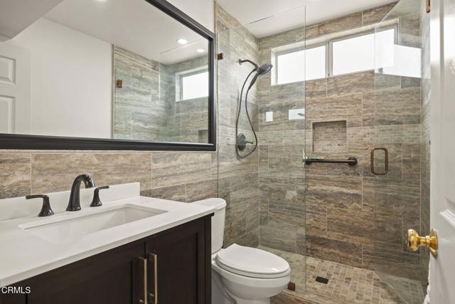 Detail Gallery Image 15 of 45 For 1531 Daphne Ave, Ventura,  CA 93004 - 4 Beds | 3 Baths