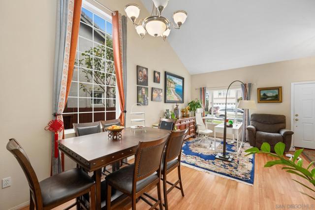4111 Massachusetts Ave, La Mesa CA: https://media.crmls.org/mediaz/cf41b863-0fe0-43ae-b546-28b9f3e027ca.jpg
