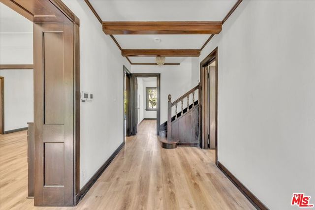 626 N Canon Drive, Beverly Hills CA: https://media.crmls.org/mediaz/cf41ece6-da5d-4220-ae7e-fe7e1b6760b6.jpg