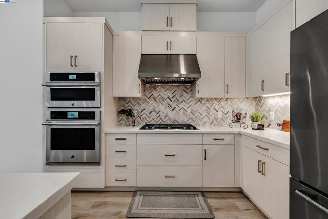 45158 Tom Blalock St, Fremont CA: https://media.crmls.org/mediaz/cf41f870-0782-4ea8-9de2-9c63dde83f8d.jpg