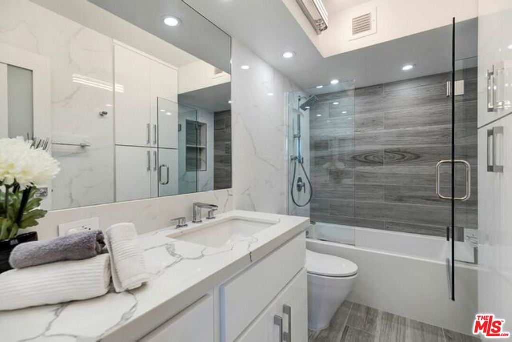 MLS #26864463 image #23