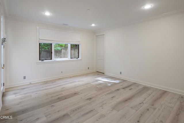 Detail Gallery Image 34 of 44 For 980 Ellington Ln, Pasadena,  CA 91105 - 4 Beds | 4 Baths