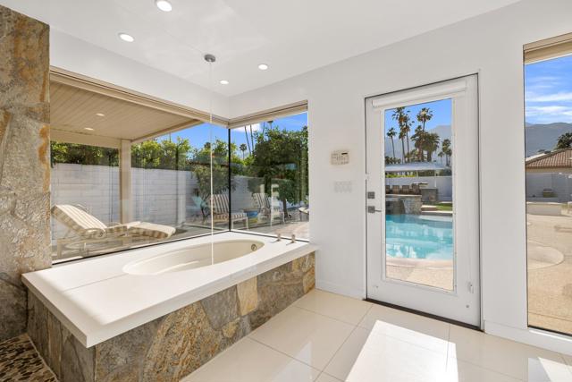 2943 Guadalupe Road, Palm Springs CA: https://media.crmls.org/mediaz/cf43b778-bb44-47e3-8ac5-8b1cb8e5362e.jpg