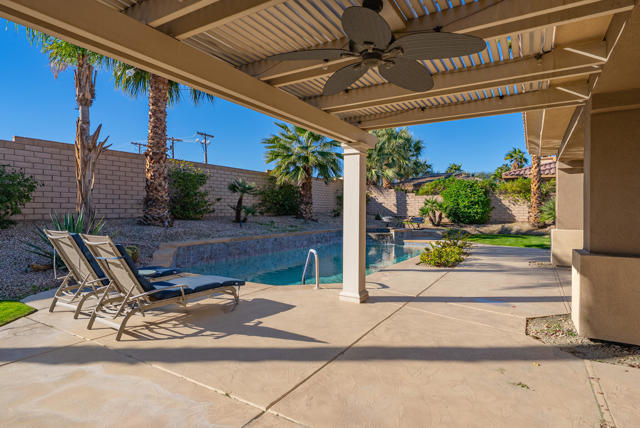 112 Clearwater Way, Rancho Mirage, CA 92270