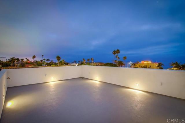 5380 Los Robles Drive, Carlsbad CA: https://media.crmls.org/mediaz/cf44740c-f6ed-41f4-8b83-3a39c3b4492c.jpg