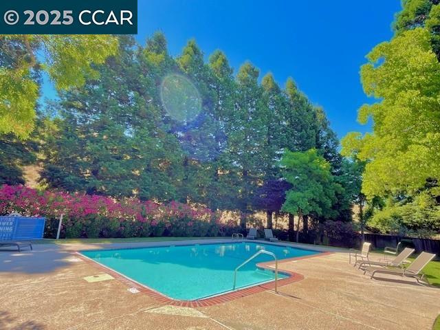 1020 Canyon Hills Road, San Ramon CA: https://media.crmls.org/mediaz/cf45bdfc-eedc-4d76-937a-30e896263292.jpg