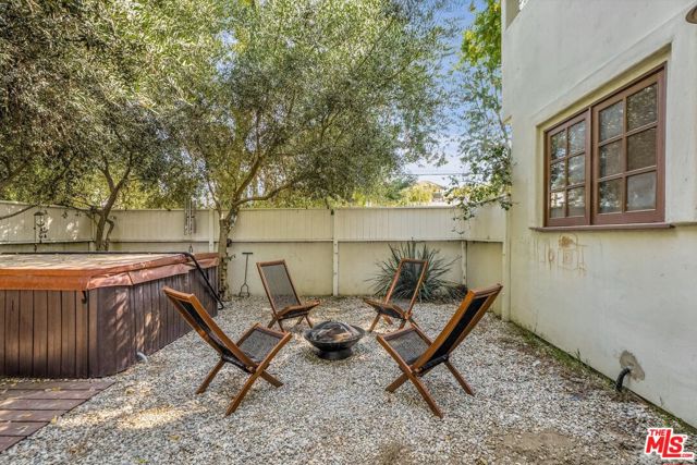 4300 Laurelgrove Avenue, Studio City CA: https://media.crmls.org/mediaz/cf464d4b-d221-40e1-86ef-69a803d34e42.jpg
