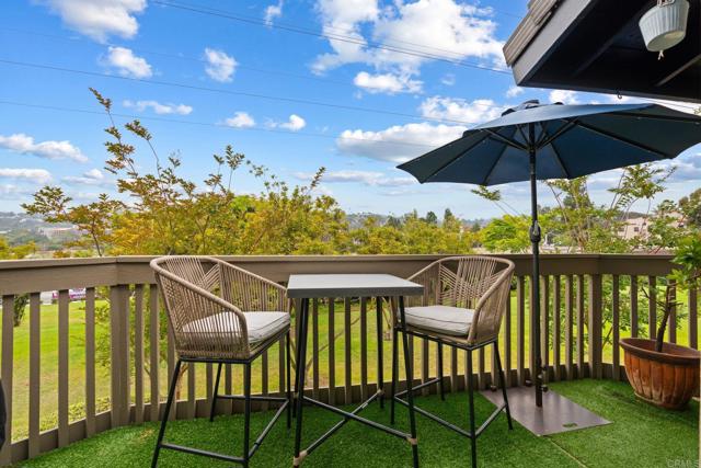 Detail Gallery Image 12 of 40 For 5987 Gaines St, San Diego,  CA 92110 - 2 Beds | 2/1 Baths