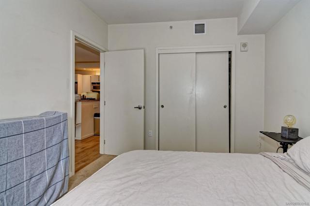 321 10th Avenue, San Diego CA: https://media.crmls.org/mediaz/cf46f480-b0e7-4229-bb99-c2587ef35196.jpg