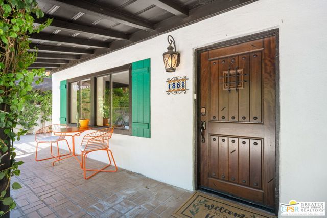 1861 S Palm Canyon Drive, Palm Springs CA: https://media.crmls.org/mediaz/cf4737f0-5f8b-4aa2-9ef6-e191007d4db0.jpg
