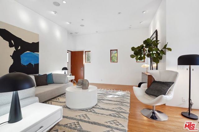 Drew Fenton | 2238 Stradella Road Los Angeles CA | MLS: 7146922