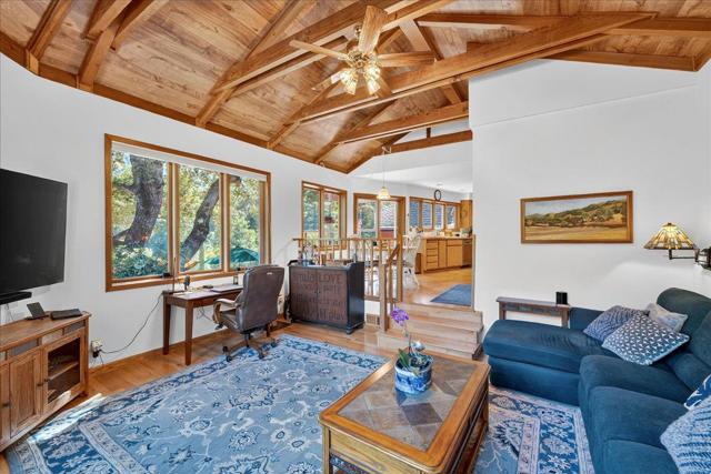 5224 Twin Falls Road, Morgan Hill CA: https://media.crmls.org/mediaz/cf483899-c72d-4bc4-9210-6161473a3bd3.jpg