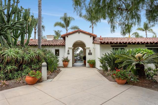 2875 Rancho Cortes, Carlsbad CA: https://media.crmls.org/mediaz/cf48a7dc-6c7f-4601-86cf-f54c59ce60fb.jpg