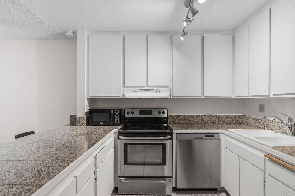 4545 Collwood Boulevard - photo 12