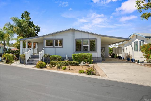 3502 Don Carlos Drive, Carlsbad CA: https://media.crmls.org/mediaz/cf4a57a4-6793-4380-82fd-746d0b665ddc.jpg