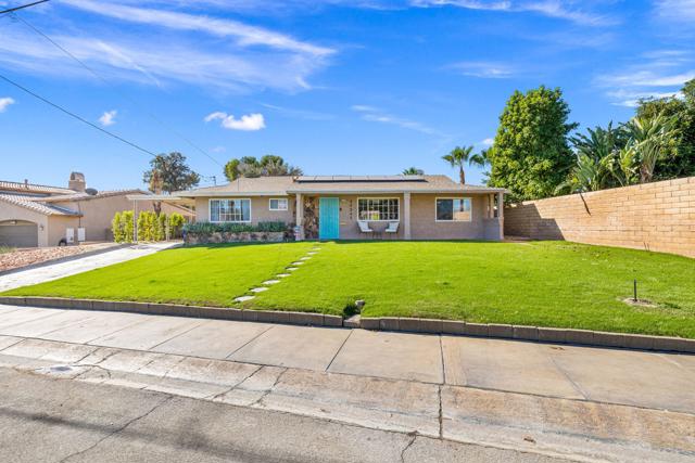 42245 Kansas Street, Palm Desert CA: https://media.crmls.org/mediaz/cf4b0701-66f2-41fe-a17b-778c544d5abb.jpg
