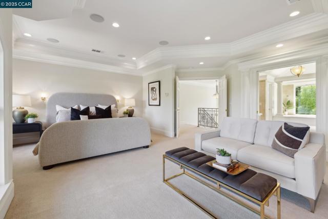 135 Dean Rd, Alamo CA: https://media.crmls.org/mediaz/cf4bb72c-2c89-4348-b4e9-4e8f86bd55ec.jpg