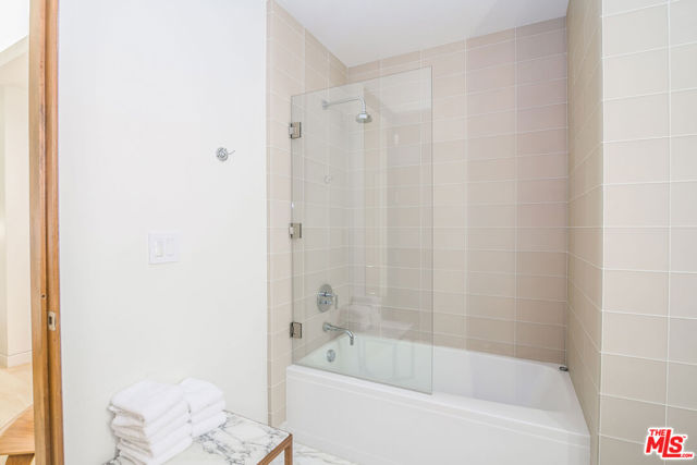 1 W Century Drive, Los Angeles CA: https://media.crmls.org/mediaz/cf4bbc2b-5988-4361-baff-f39fee0fee21.jpg