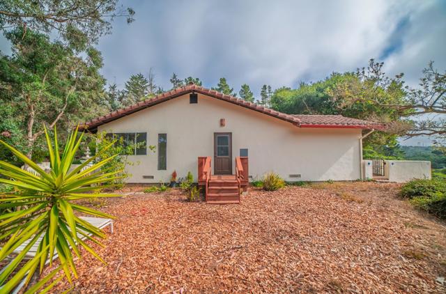 20210 Wilder Court, Salinas CA: https://media.crmls.org/mediaz/cf4bcfc0-03db-4420-96da-d464d775812e.jpg