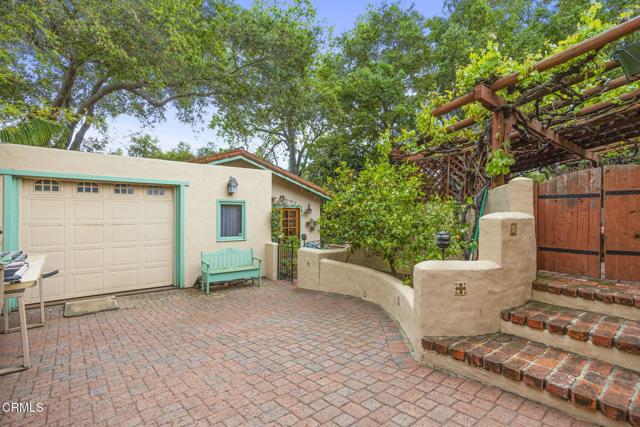 308 Topa Topa Drive, Ojai CA: https://media.crmls.org/mediaz/cf4cc6f3-3be5-4b3c-b774-e4ba89a8e6a9.jpg