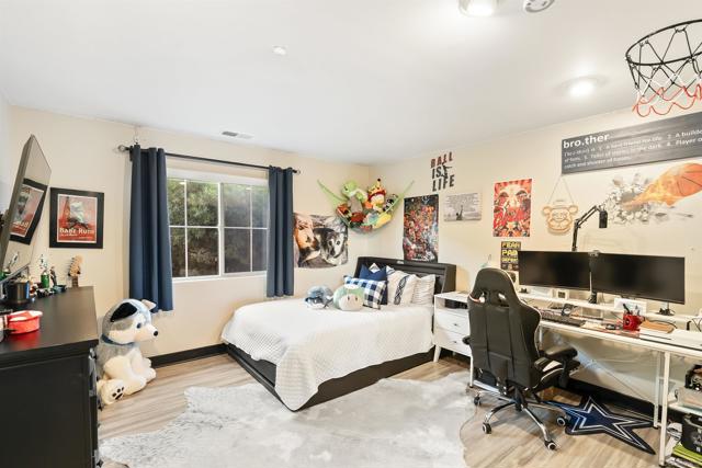 14582 Luna Media, San Diego CA: https://media.crmls.org/mediaz/cf4d1b99-2ba7-4de7-88fb-681622f134be.jpg