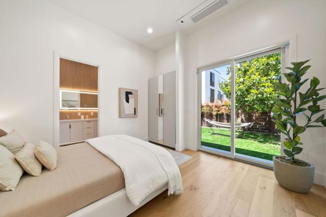 1025 Walnut Street, San Carlos CA: https://media.crmls.org/mediaz/cf4de246-9223-4ca9-803d-a6e731906eba.jpg