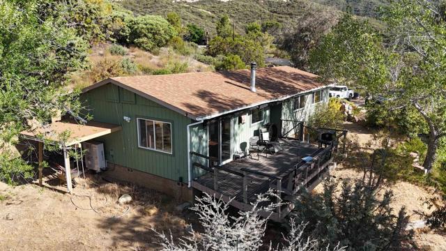 38281 Western Hills Drive, Anza CA: https://media.crmls.org/mediaz/cf4e71d6-cc16-4d77-8c33-975bd47b493b.jpg