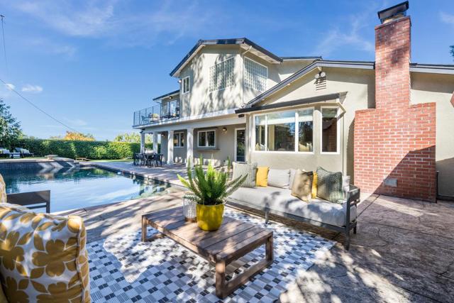 1455 Redwood Drive, Los Altos CA: https://media.crmls.org/mediaz/cf4ed39c-df93-47d7-aa93-bcef151637da.jpg