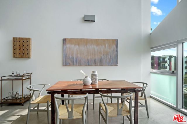 803 Wilcox Avenue, Los Angeles CA: https://media.crmls.org/mediaz/cf5078f8-55da-4e2c-b7db-b3b83acf3e48.jpg