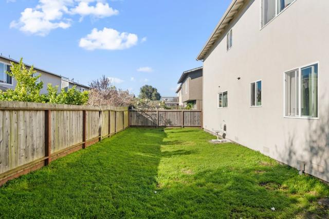 466 Willow Avenue, Half Moon Bay CA: https://media.crmls.org/mediaz/cf517dbc-758d-4649-8b33-3dd300688d0e.jpg