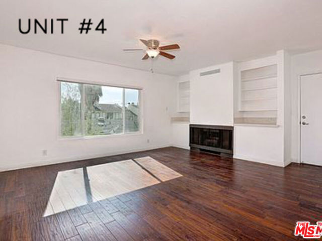 938 20th Street, Santa Monica CA: https://media.crmls.org/mediaz/cf51aee8-a67d-41c9-955c-bbfa5440969e.jpg