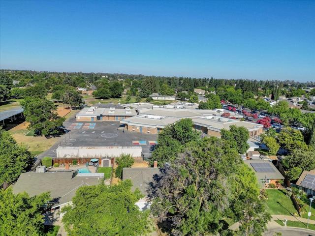 3559 Vernal Avenue, Merced CA: https://media.crmls.org/mediaz/cf523b1e-5843-4f25-8a30-fa58208989ef.jpg