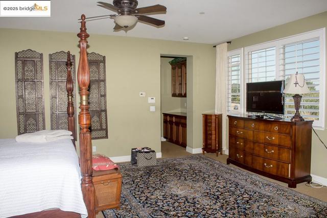 1083 Steeple Blvd, Brentwood CA: https://media.crmls.org/mediaz/cf52bb9d-d8b6-4cb8-8549-9ea6bf0fda83.jpg