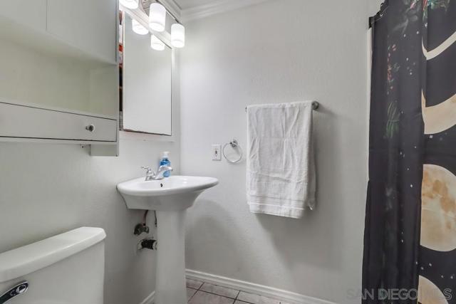 8233 Warmwood Ave, Spring Valley CA: https://media.crmls.org/mediaz/cf5369ea-4de7-4ce2-bc9d-2efe138a358a.jpg